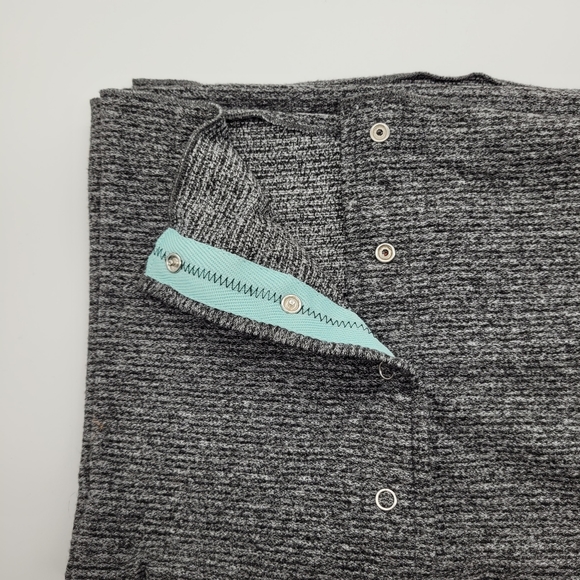 APANA | heathered space dye grey snap button convertible infinity scarf - Picture 2 of 4